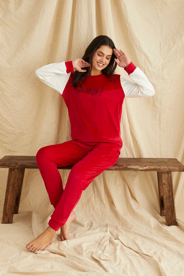 kırmızı renk kadife kumaş önü yazılı teknur 52054 uzun kol kadın pijama takımı, teknur-52054, teknur pijama takımı