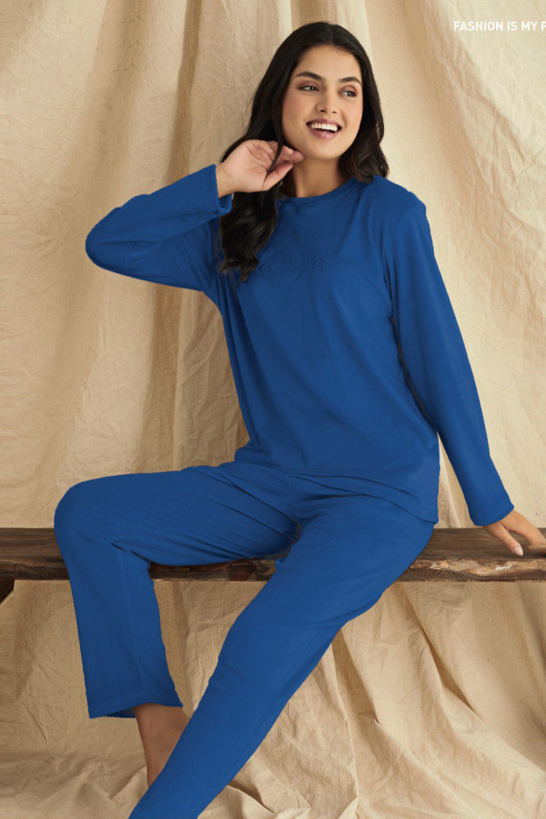 mavi renk kadife kumaş önü yazılı teknur 52093 uzun kol kadın pijama takımı, teknur-52093, teknur pijama takımı